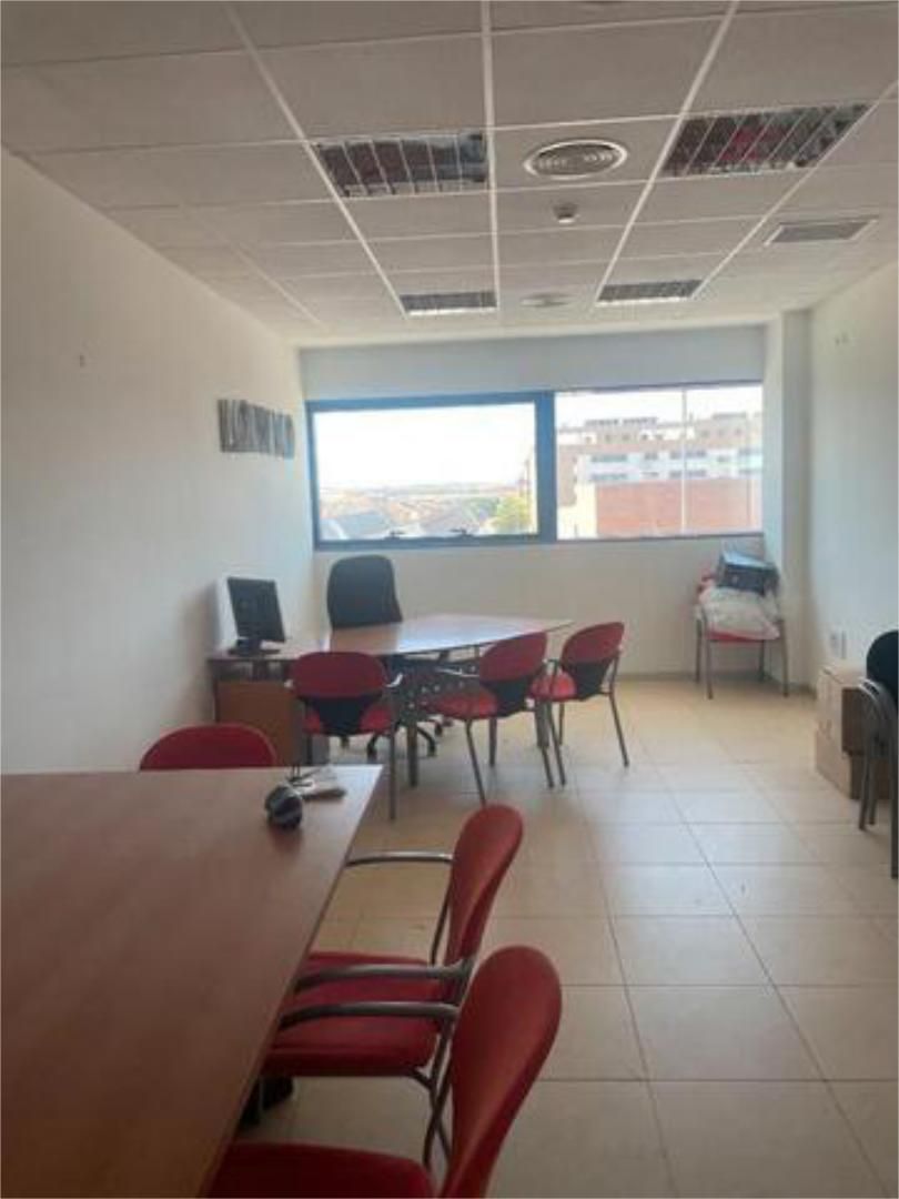 Oficina de lloguer en  Sevilla Capital amb Aire condicionat
