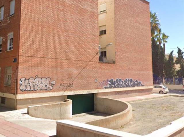 Garaje en Alquiler en Calle Sargento Ángel Tornel, 1 en El Ranero