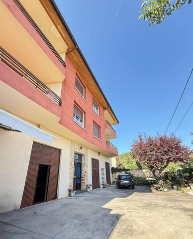 Piso en Venta en LR-124, 8 en Ábalos