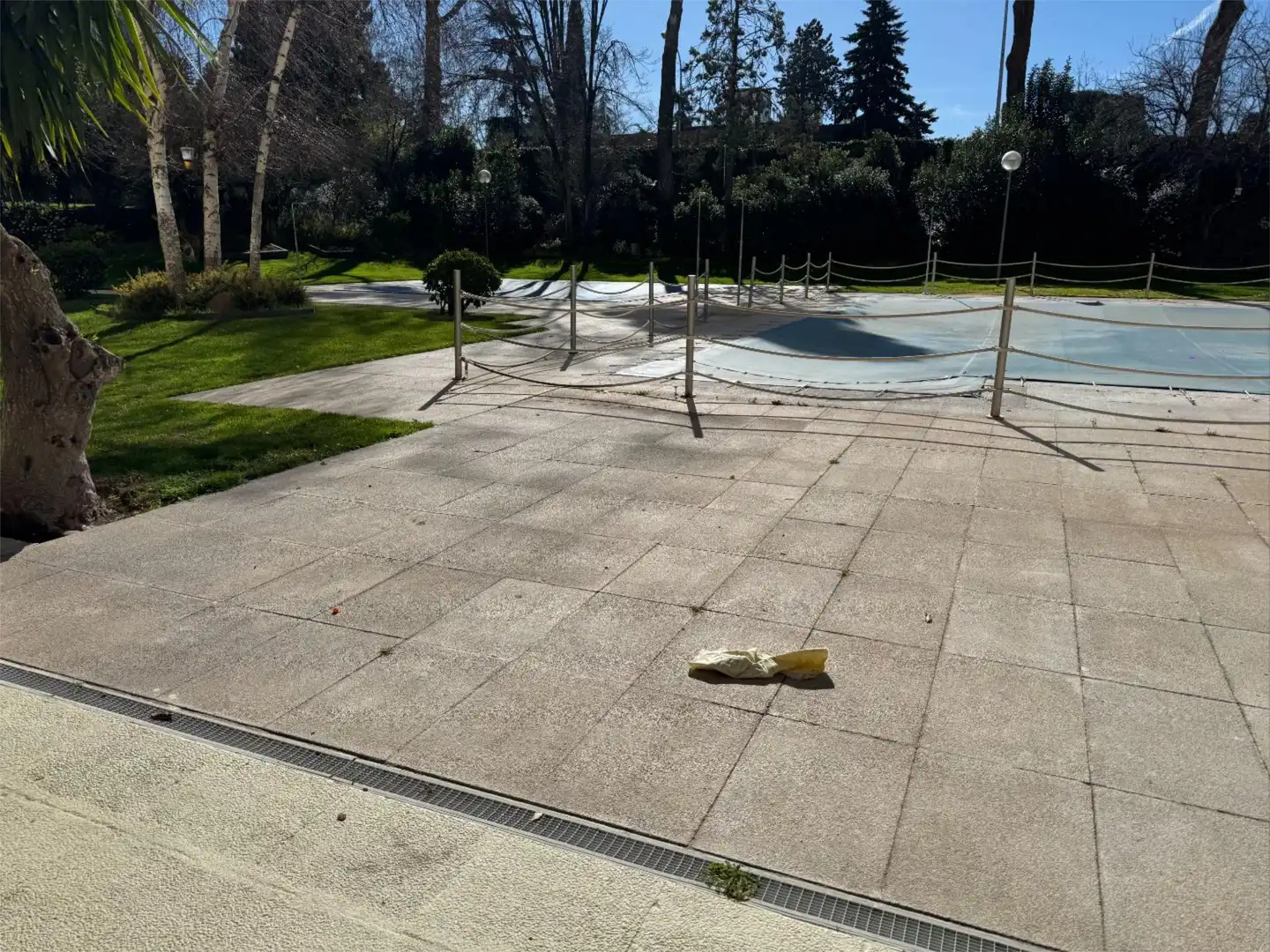 Pis de lloguer a Calle de Julio Palacios, 2, La Paz Vista exterior de Pis de lloguer en Madrid amb Aire condicionat, Calefacció i Jardí privat