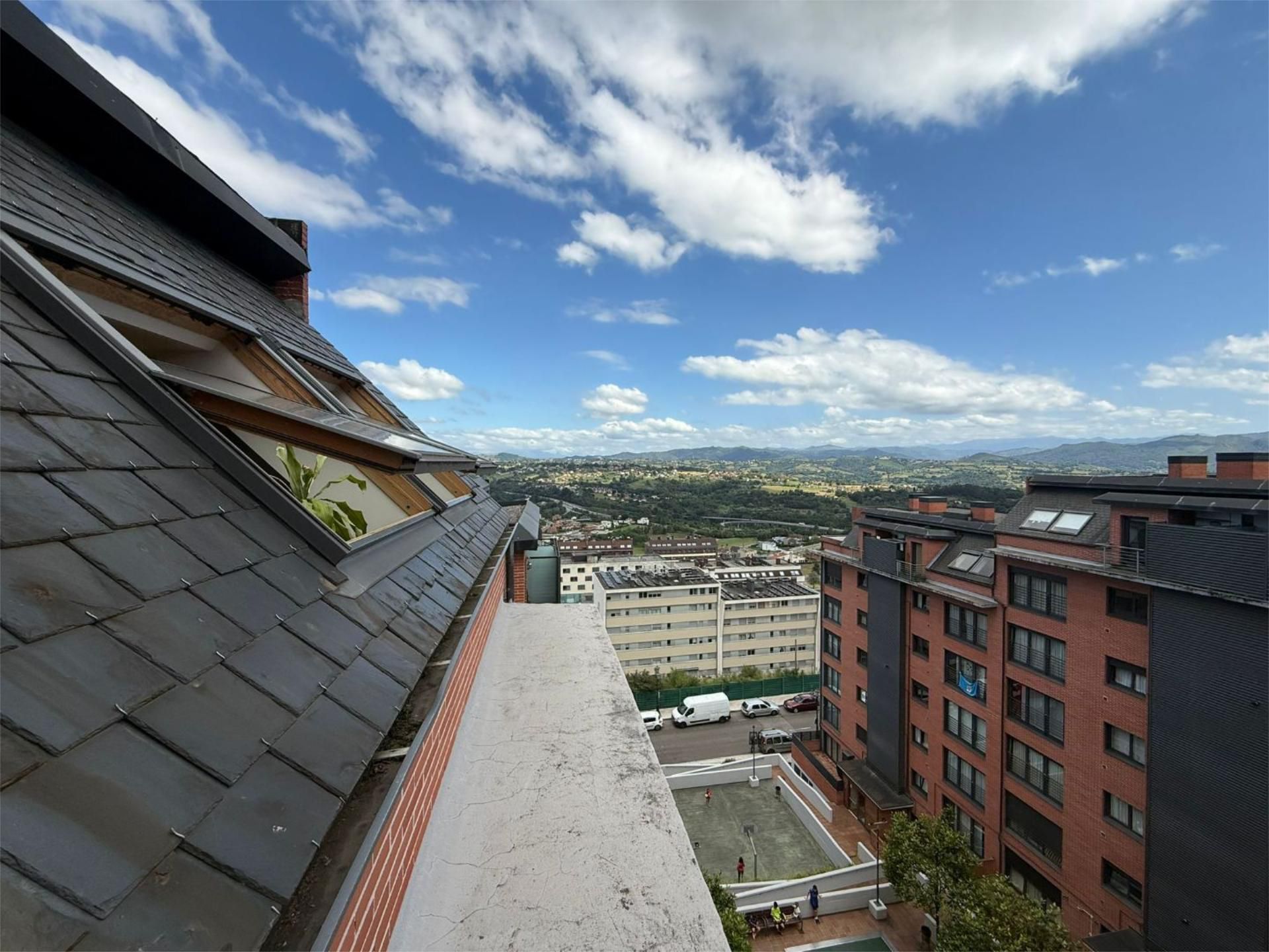 Terrassa de Àtic de lloguer en Oviedo  amb Terrassa