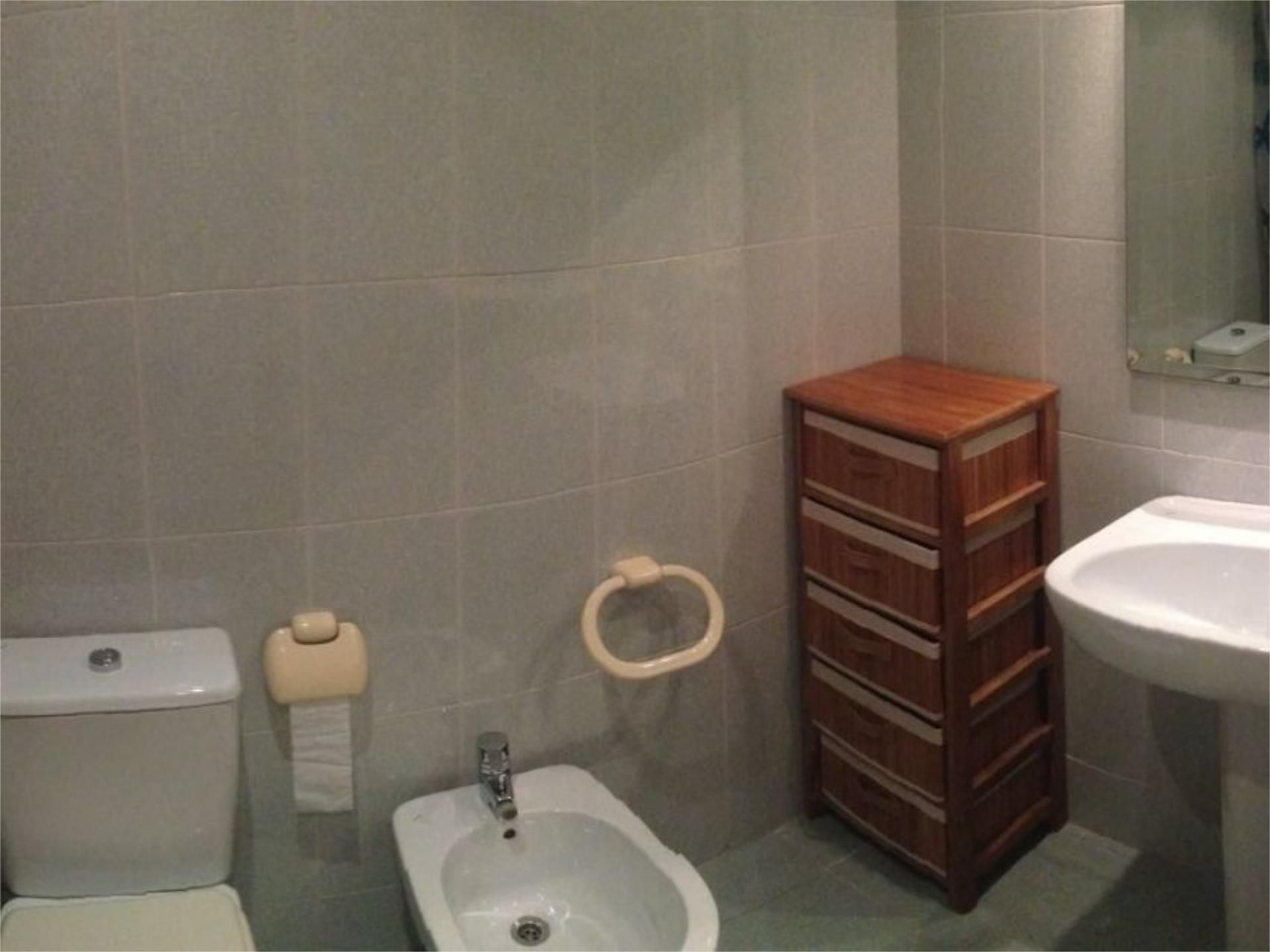 Bathroom of Flat to rent in Bétera  with Air Conditioner