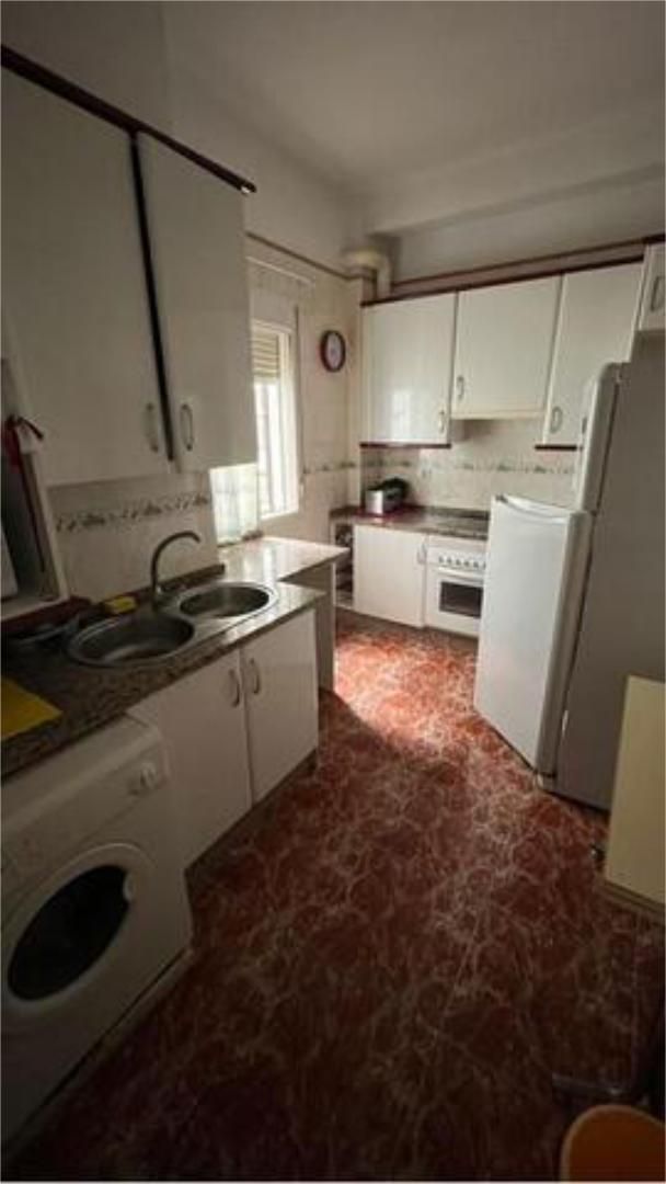 Kitchen of Study to share in Badajoz Capital  with Heating and Terrace