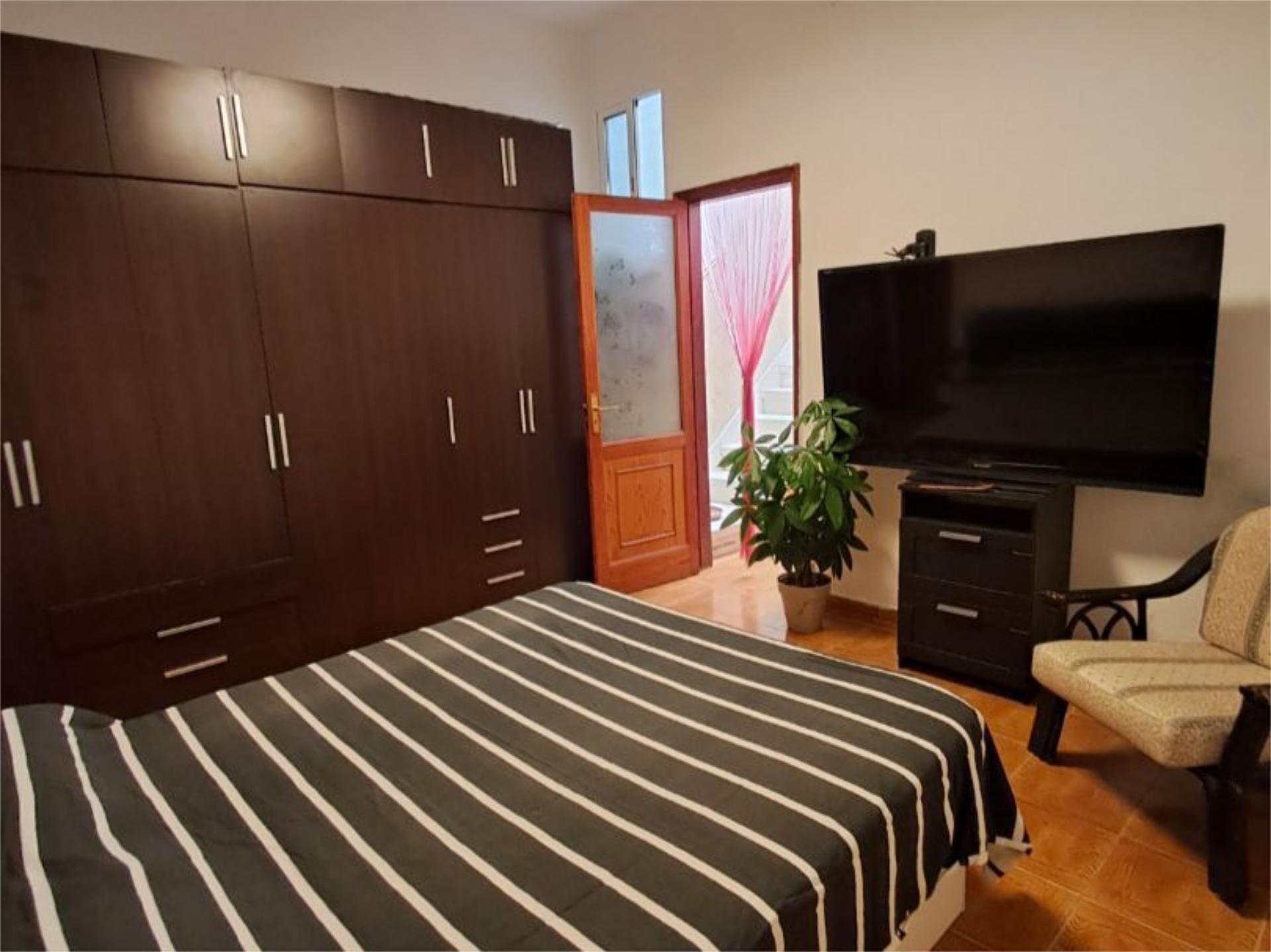 Bedroom of Single-family semi-detached to share in Las Palmas de Gran Canaria  with Terrace and Furnished