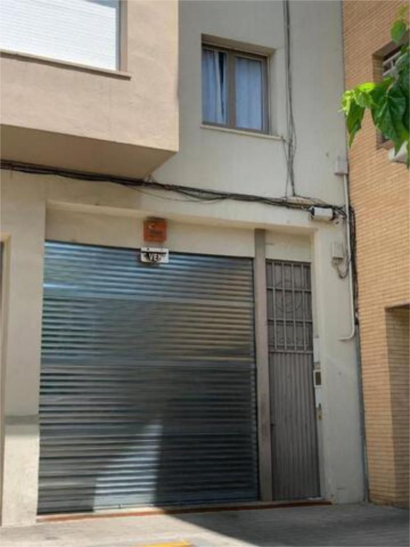 Exterior view of Industrial buildings to rent in Figueres