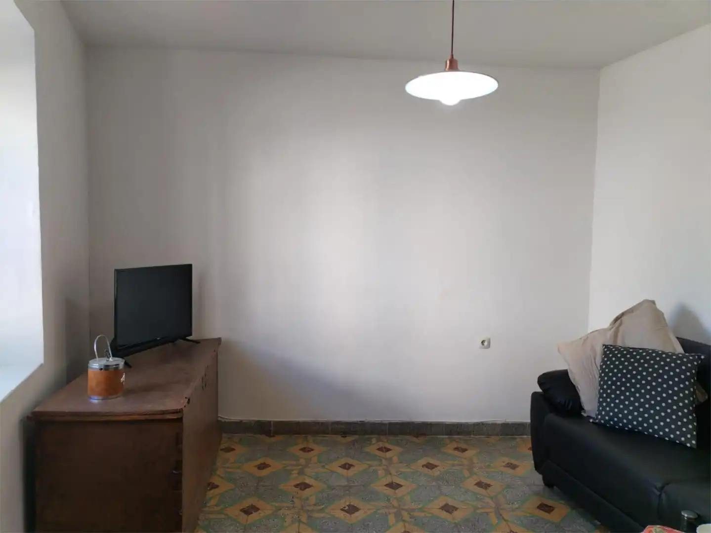 Sala d'estar de Pis en venda en San Pedro de Ceque amb Calefacció, Traster i Balcó
