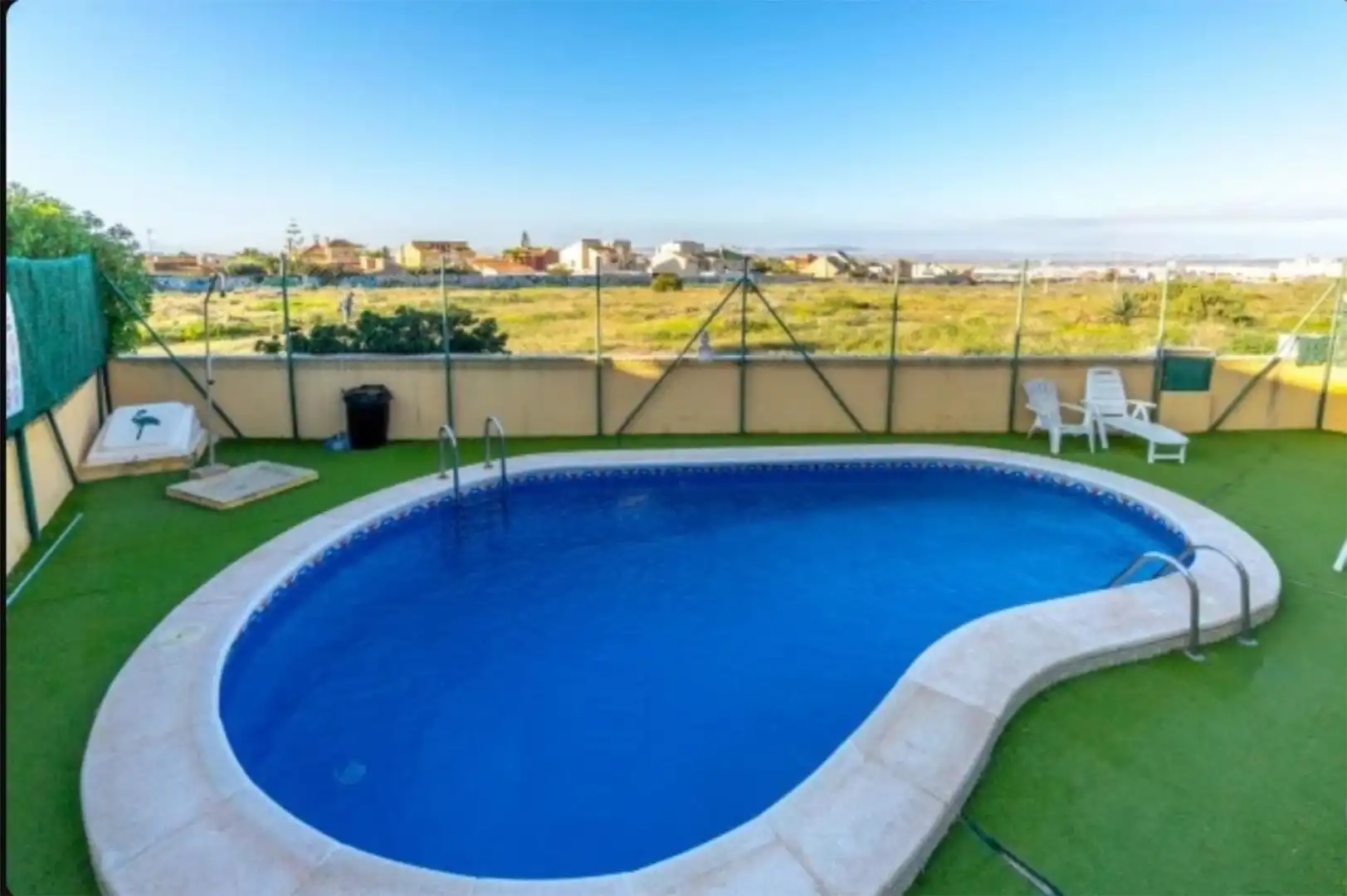 Casa adosada en venta en Calle Argolidas, 2, Aguas Nuevas Piscina de Casa adosada en venta en Torrevieja con Aire acondicionado y Terraza