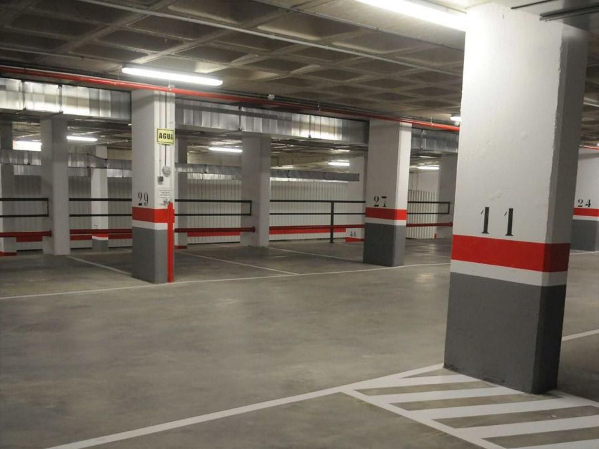 Aparcament de Garatge de lloguer en Ávila Capital