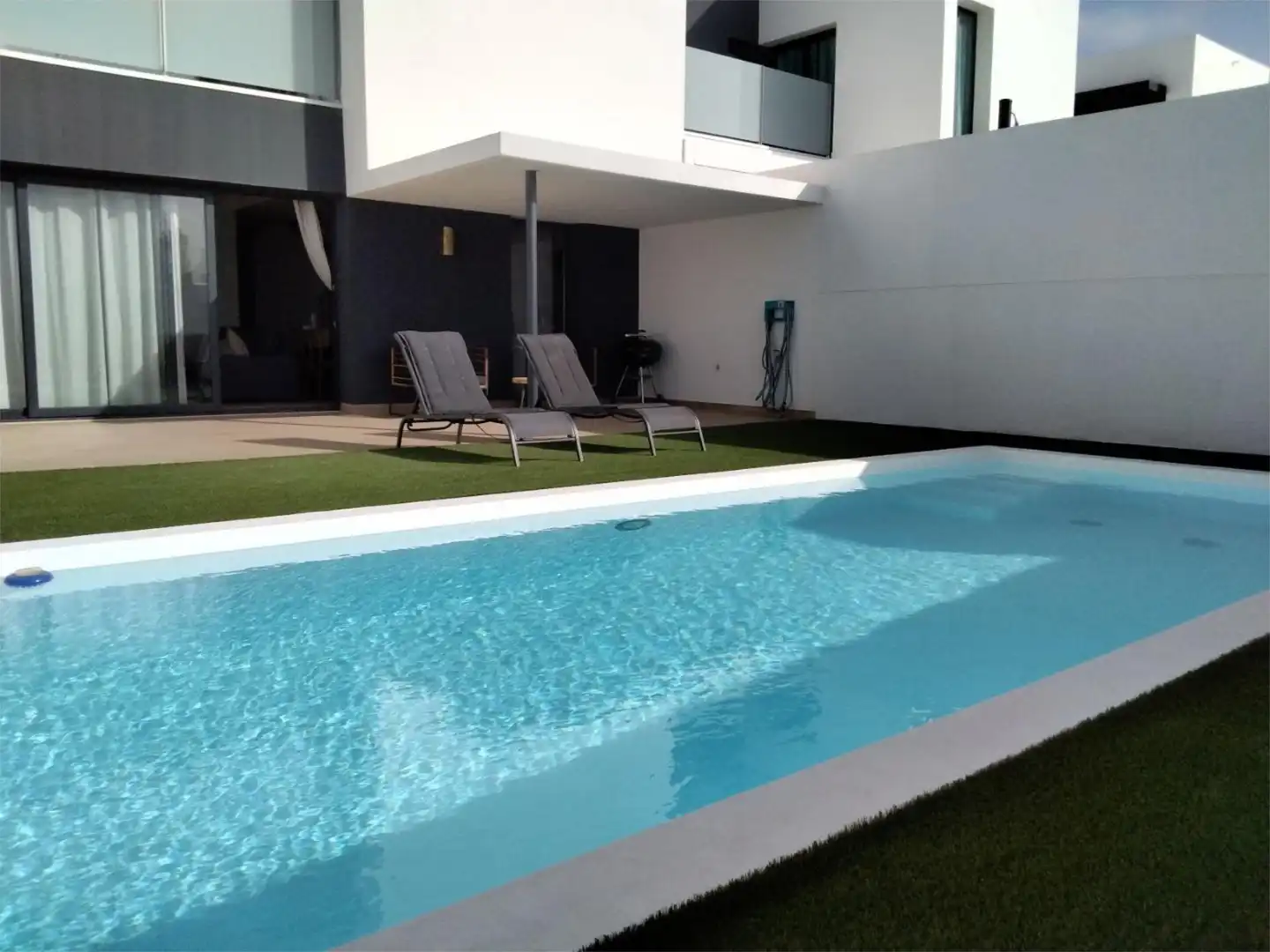 Swimming pool of Flat for sale in La Oliva  with Heating, Private garden and Parquet flooring