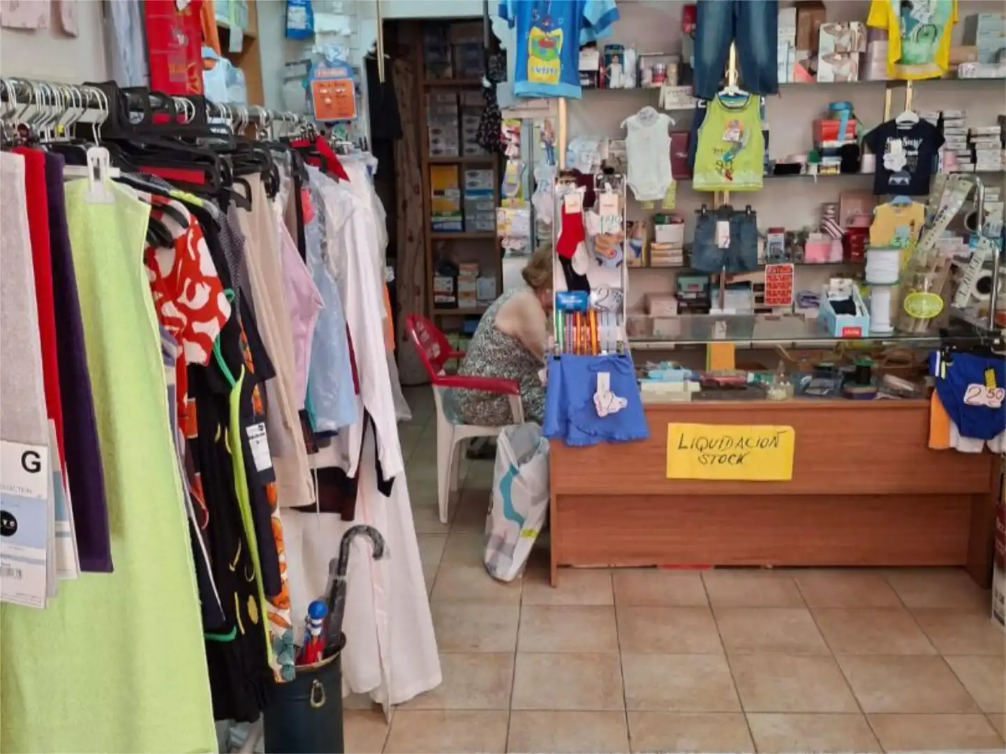 Local en venda a Calle Pintor Alvarez Ortega, 6, El Higuerón Local en venda en Córdoba amb Aire condicionat i Moblat
