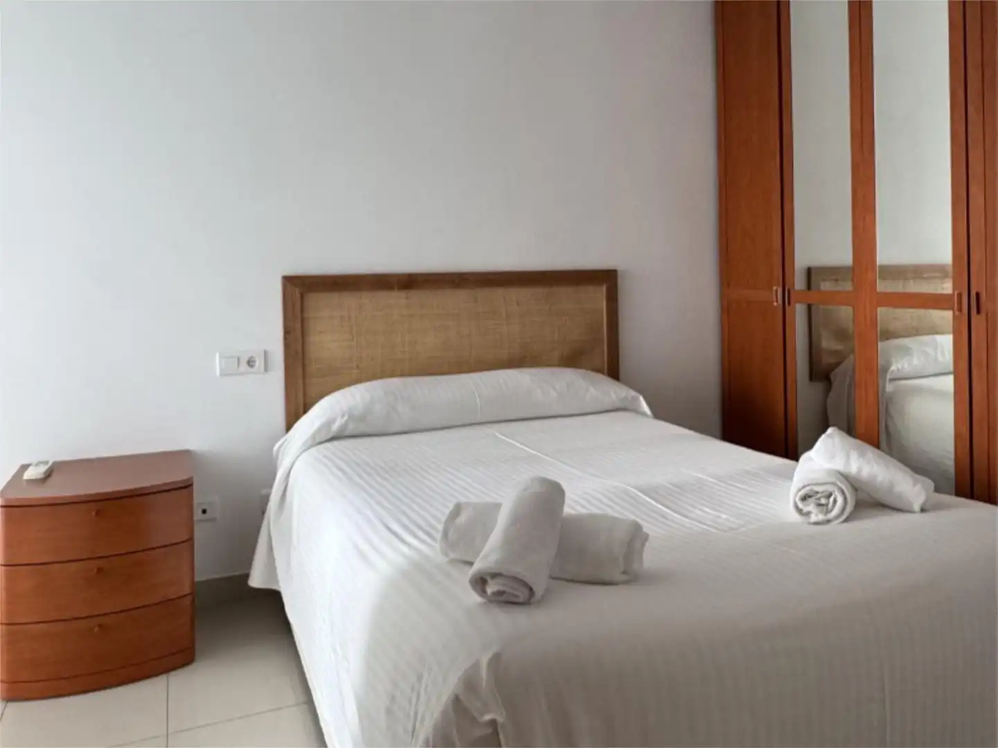 Schlafzimmer von Wohnung zur Miete in Nerja mit Klimaanlage, Heizung und Möbliert