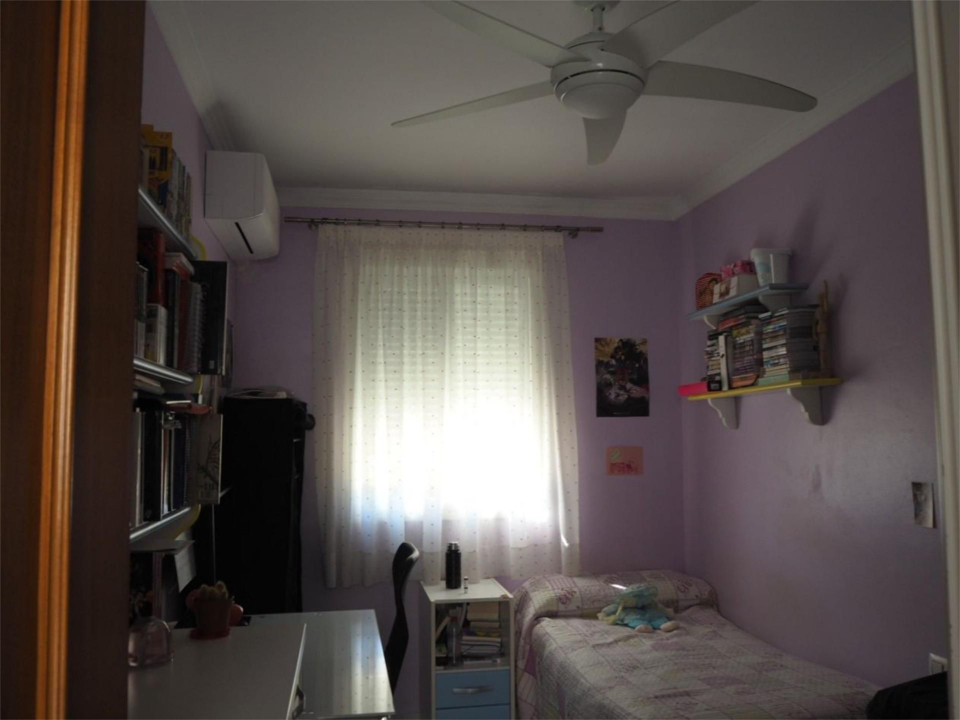 Bedroom of Single-family semi-detached for sale in  Córdoba Capital  with Air Conditioner and Balcony