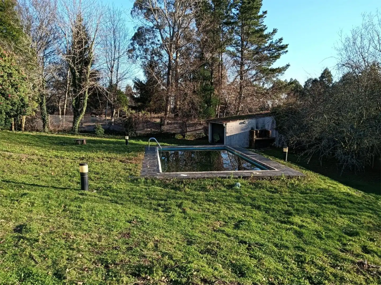 Piscina de Casa o chalet en venta en Monforte de Lemos con Calefacción, Jardín privado y Parquet