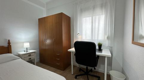 Foto 5 de Pis de lloguer a Calle Segre, 14, El Plantinar – Avda. La Paz - El Juncal, Sevilla