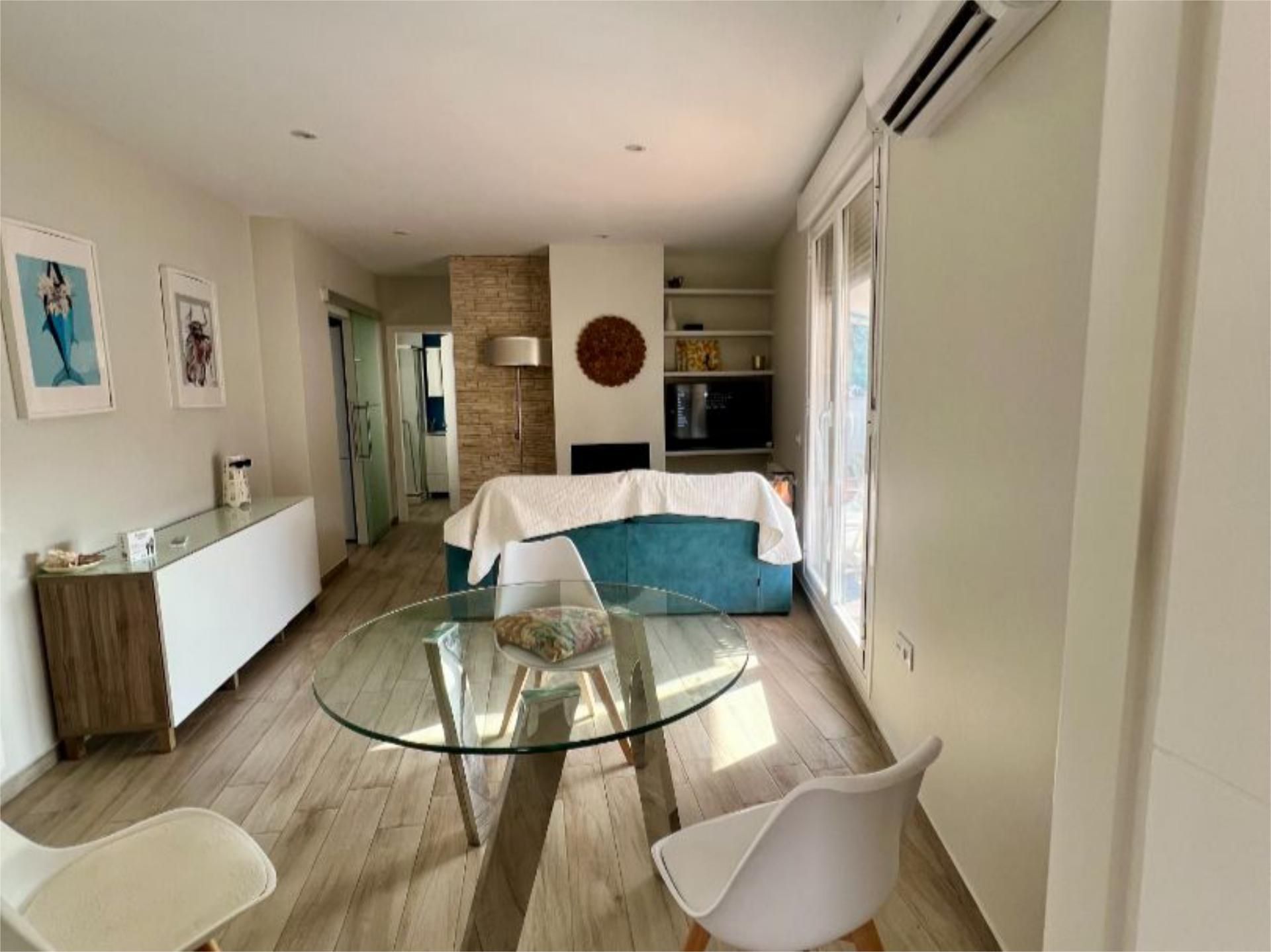 Sala d'estar de Apartament de lloguer en Beas de Segura amb Aire condicionat, Calefacció i Terrassa