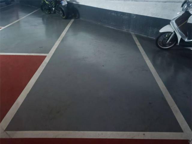 Garaje en Venta en Rambla del Brasil, 85 en Sants