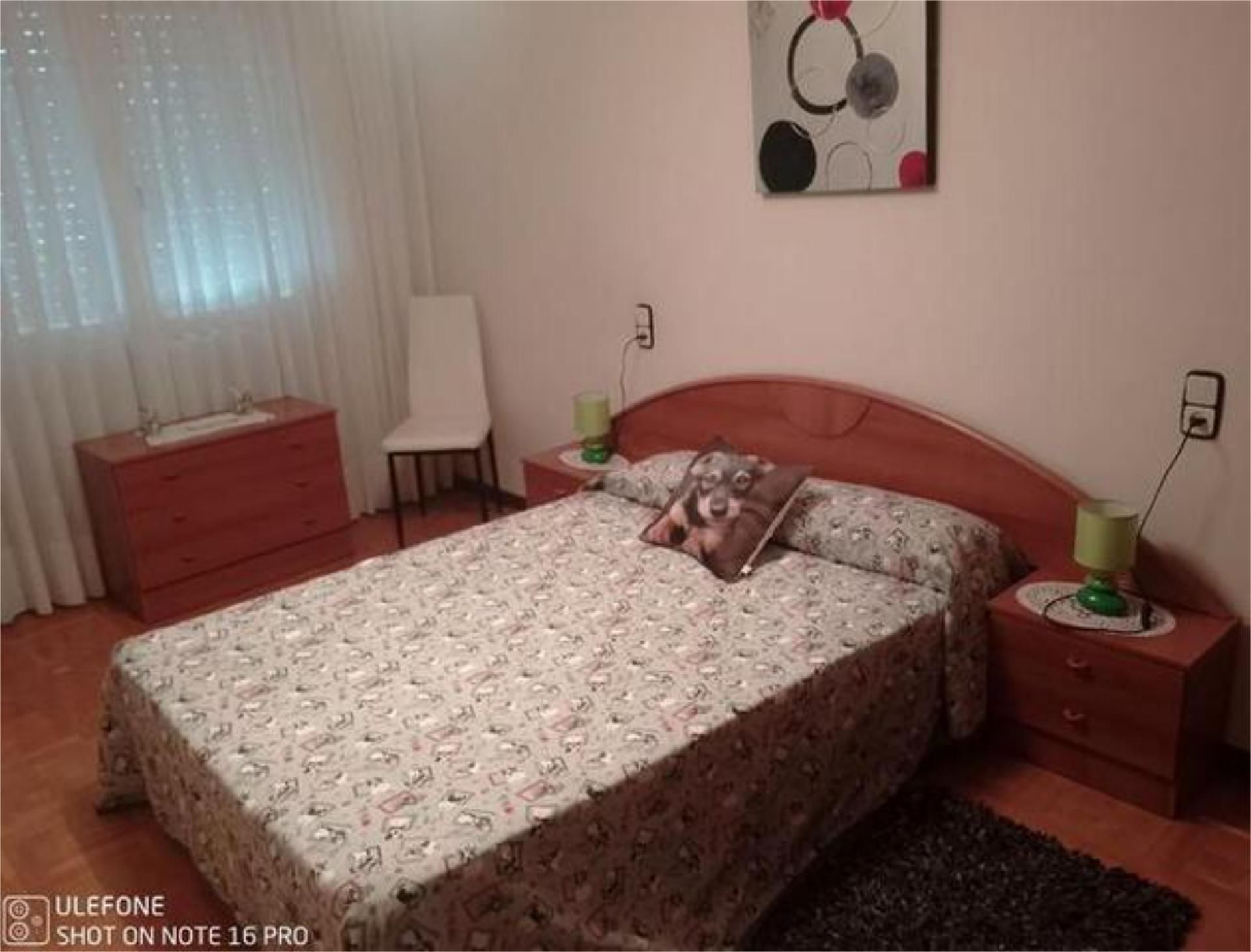 Bedroom of Flat to rent in Tineo  with Heating, Terrace and Furnished