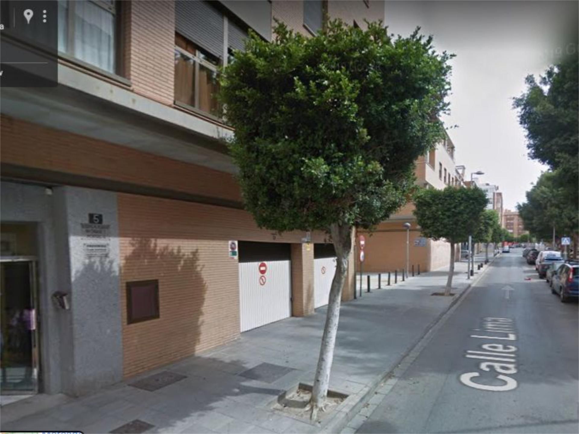Aparcament de Garatge de lloguer en  Almería Capital