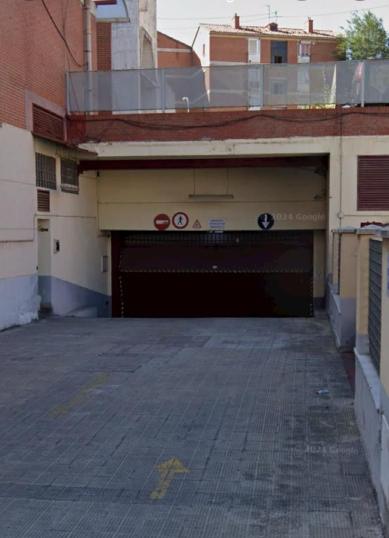 Aparcament de Garatge en venda en  Madrid Capital