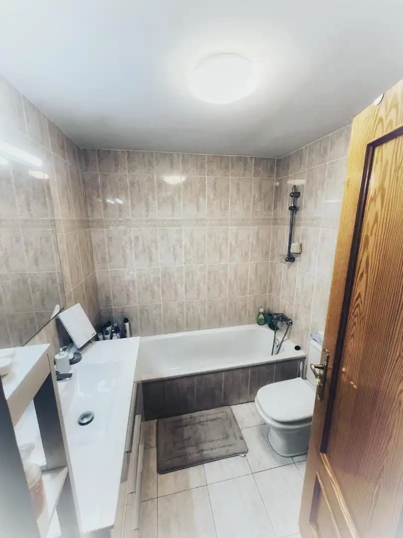 Wohnung zur Miete in Carrer Apòstol Santiago, 54, La Curva Wohnung zur Miete in Carrer Apòstol Santiago, 54, La Curva