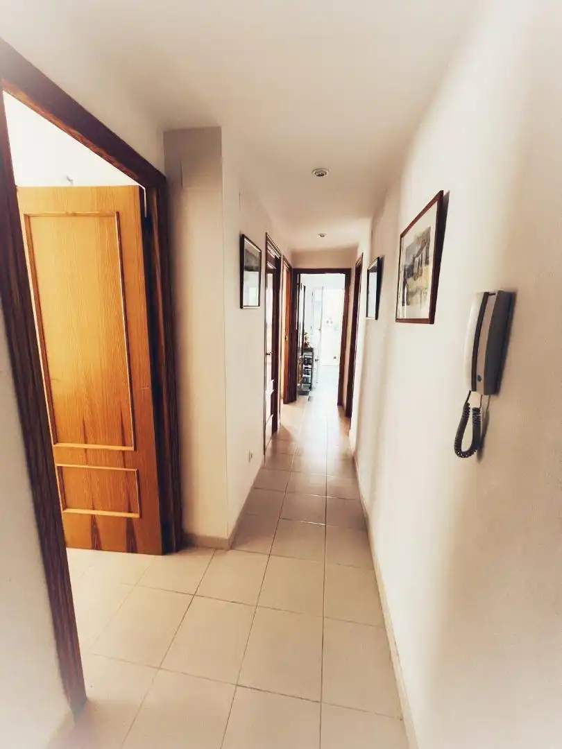 Wohnung zur Miete in Carrer Apòstol Santiago, 54, La Curva Wohnung zur Miete in Carrer Apòstol Santiago, 54, La Curva