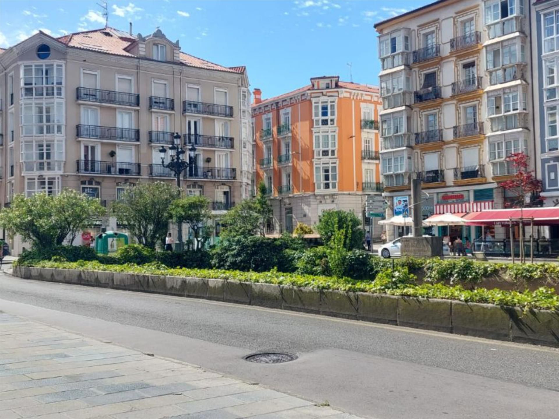 Vista exterior de Àtic en venda en Santander