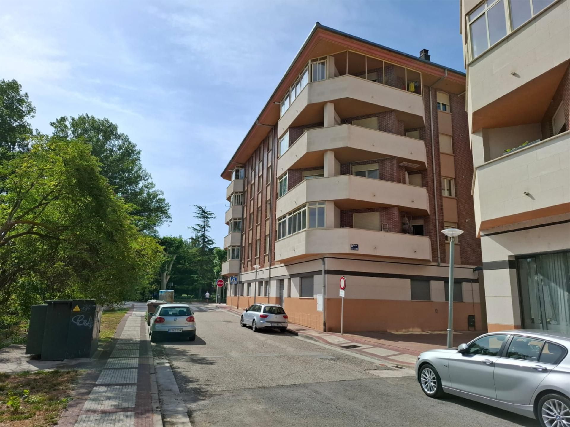 Vista exterior de Pis en venda en Briviesca amb Balcó