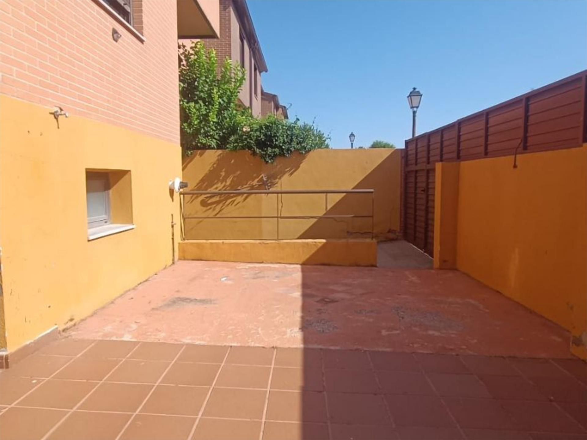 Garden of House or chalet for sale in El Viso de San Juan  with Air Conditioner and Terrace