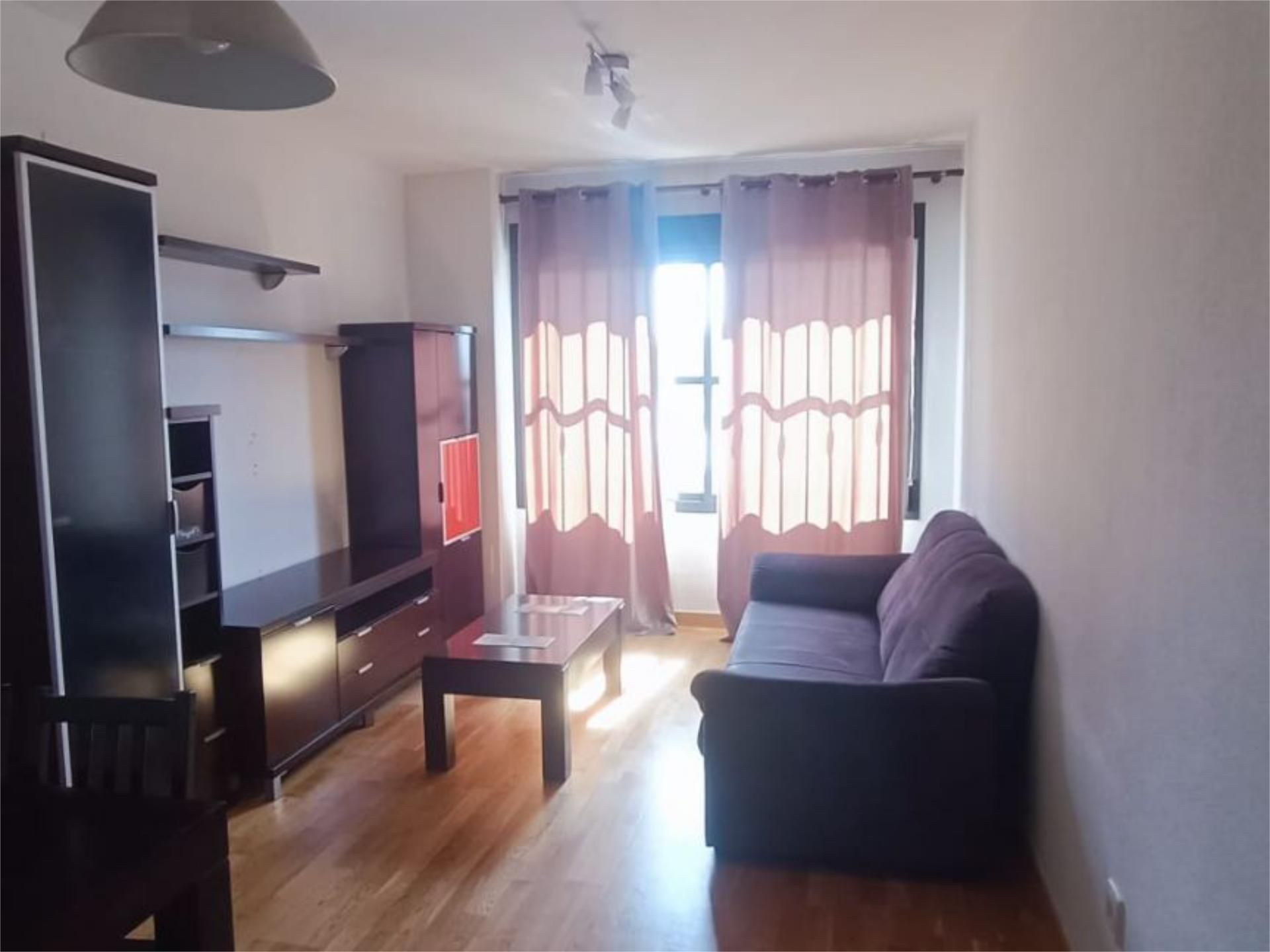 Living room of Flat for sale in El Viso de San Juan  with Air Conditioner, Heating and Parquet flooring