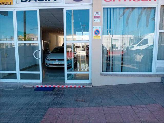 Local comercial en Alquiler en Playa de San Juan