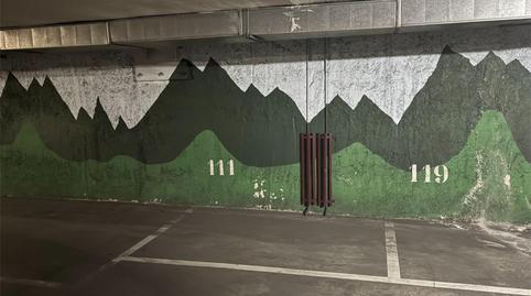 Photo 2 of Garage to rent in Calle de la Infanta Mercedes, 109, Castillejos - Cuzco, Madrid