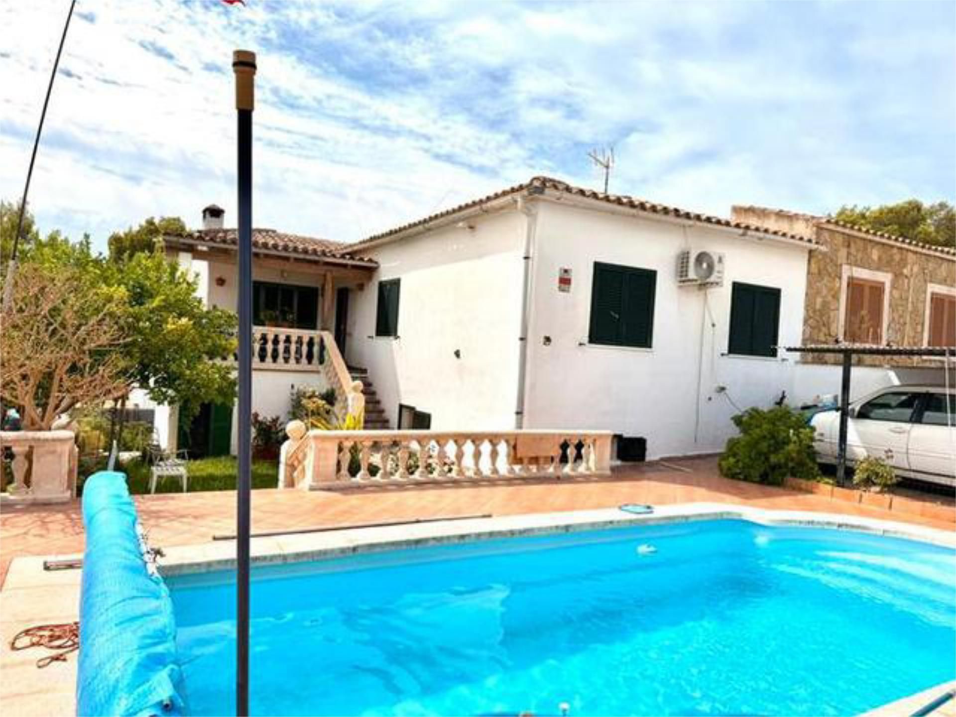 Vista exterior de Casa o chalet en venta en Calvià con Calefacción, Jardín privado y Terraza