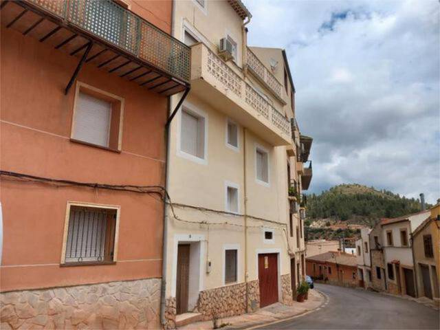 Casa-chalet en Venta en Bogarra