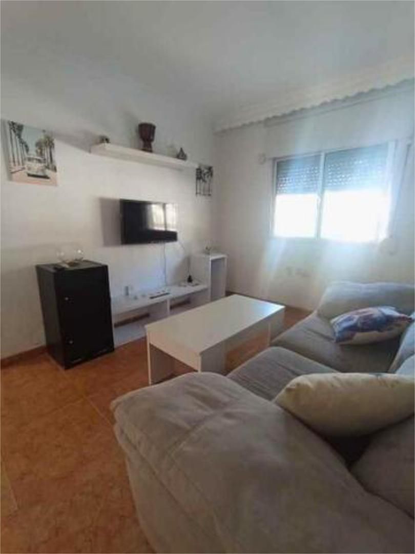 Sala d'estar de Pis de lloguer en El Puerto de Santa María amb Es permeten mascotes