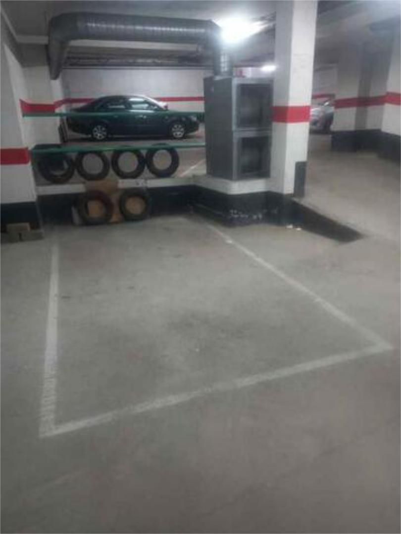 Parking of Garage to rent in Zamora Capital 
