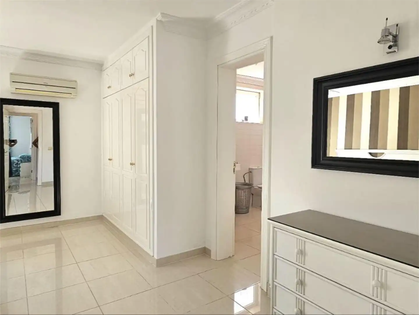 Houses for sale in Calle La Zahorra, 9, Callao Salvaje - Playa Paraíso Houses for sale in Adeje with Air Conditioner, Private garden and Terrace