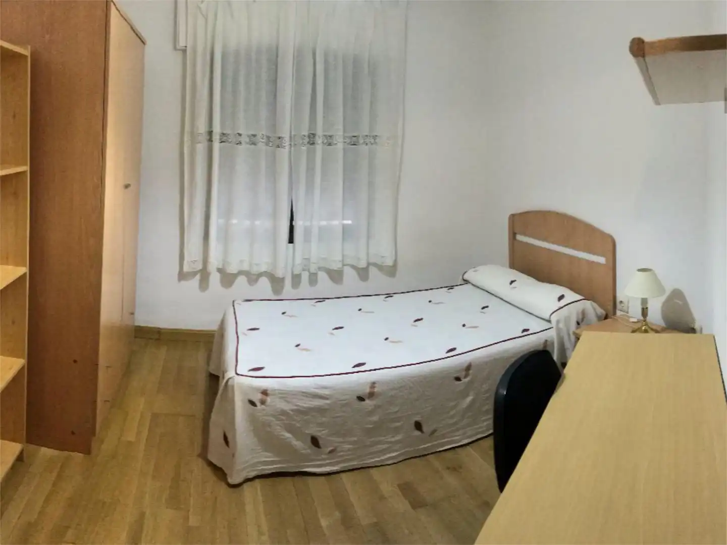 Habitación de Piso de alquiler en Cuenca con Calefacción, Parquet y Terraza