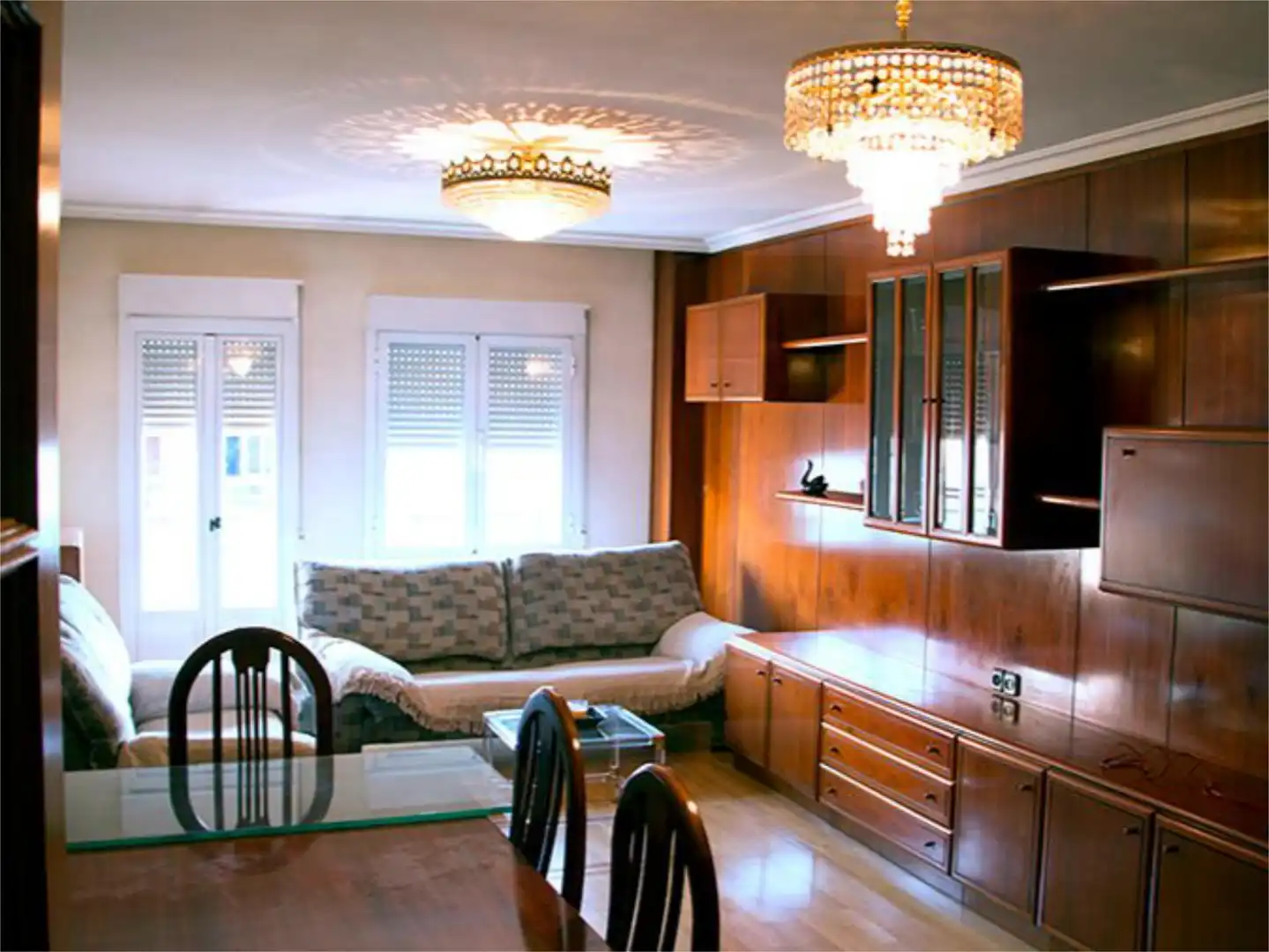 Sala de estar de Piso de alquiler en Cuenca con Calefacción, Parquet y Terraza