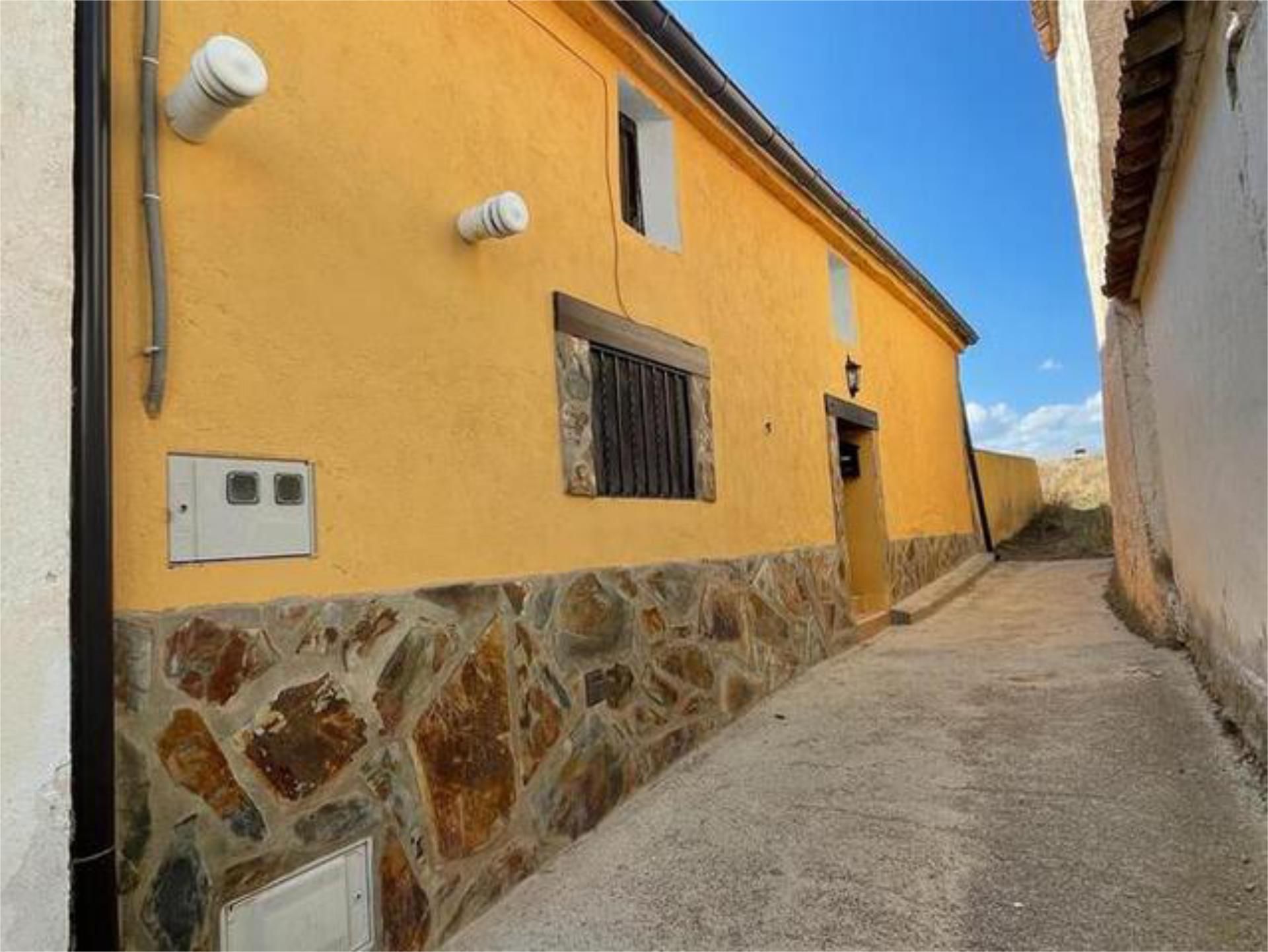Vista exterior de Casa o xalet en venda en Bañón