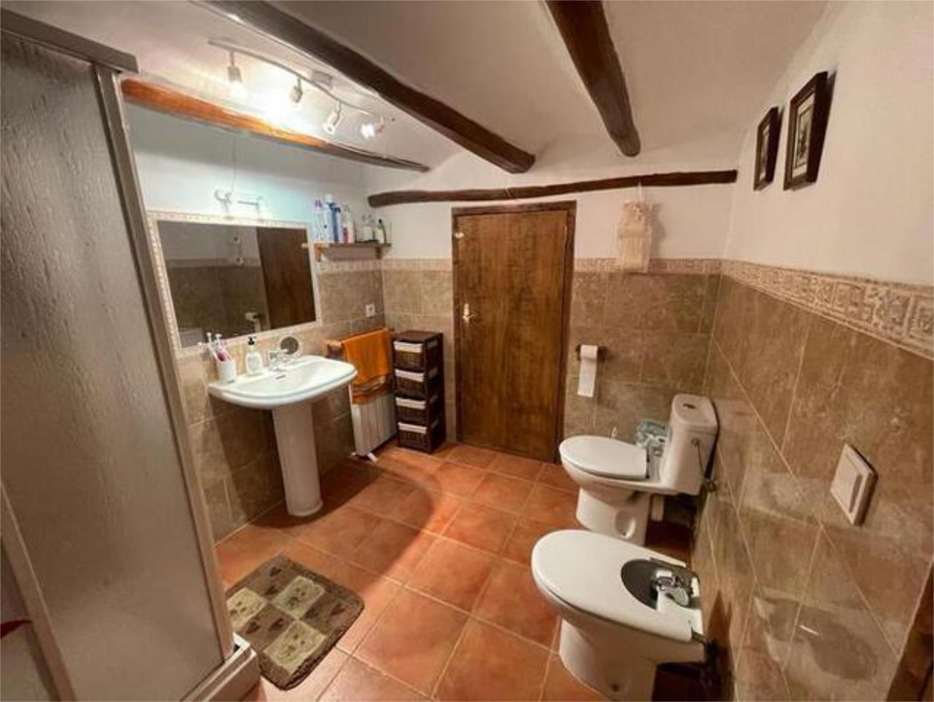 Bany de Casa o xalet en venda en Bañón