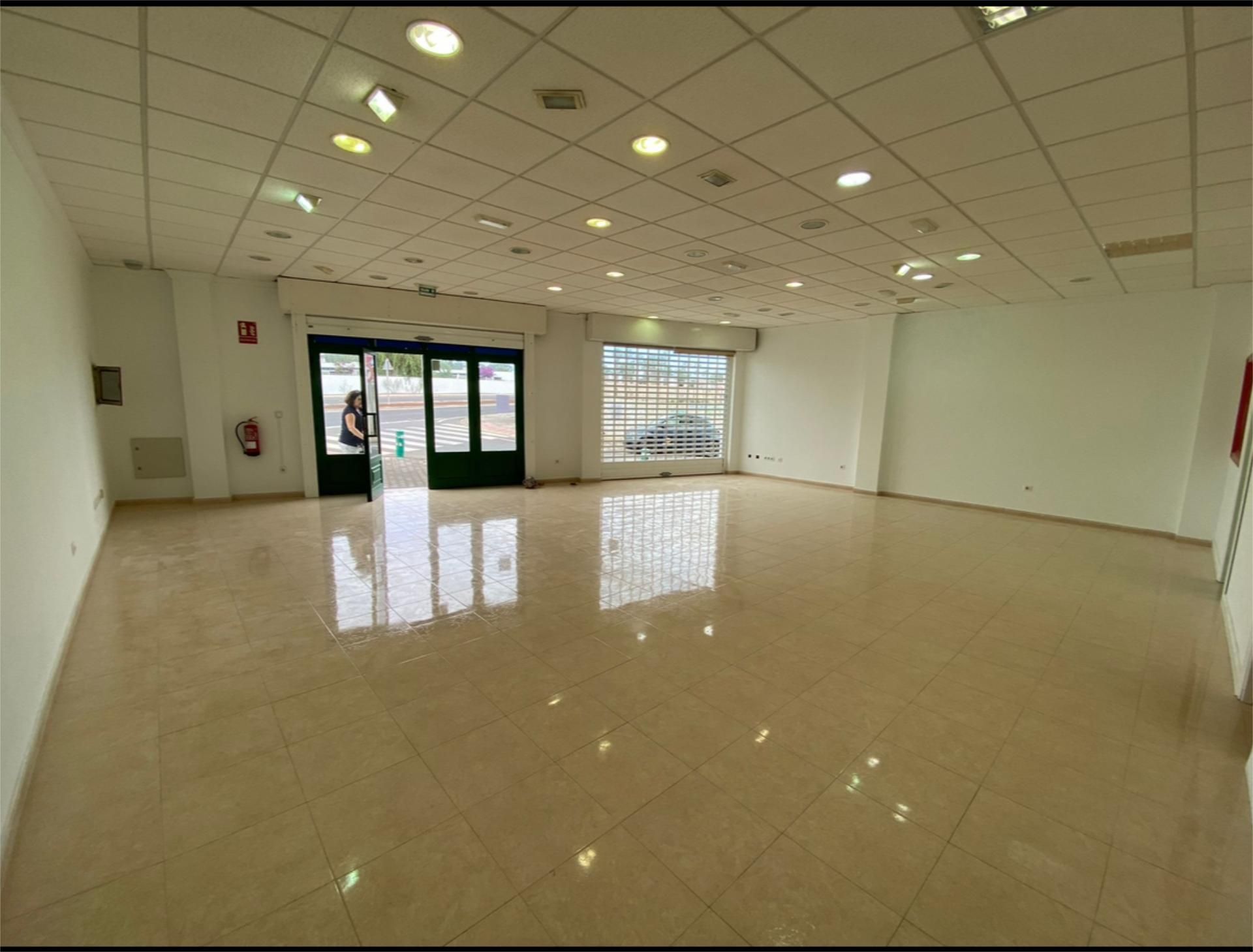 Premises to rent in Yaiza