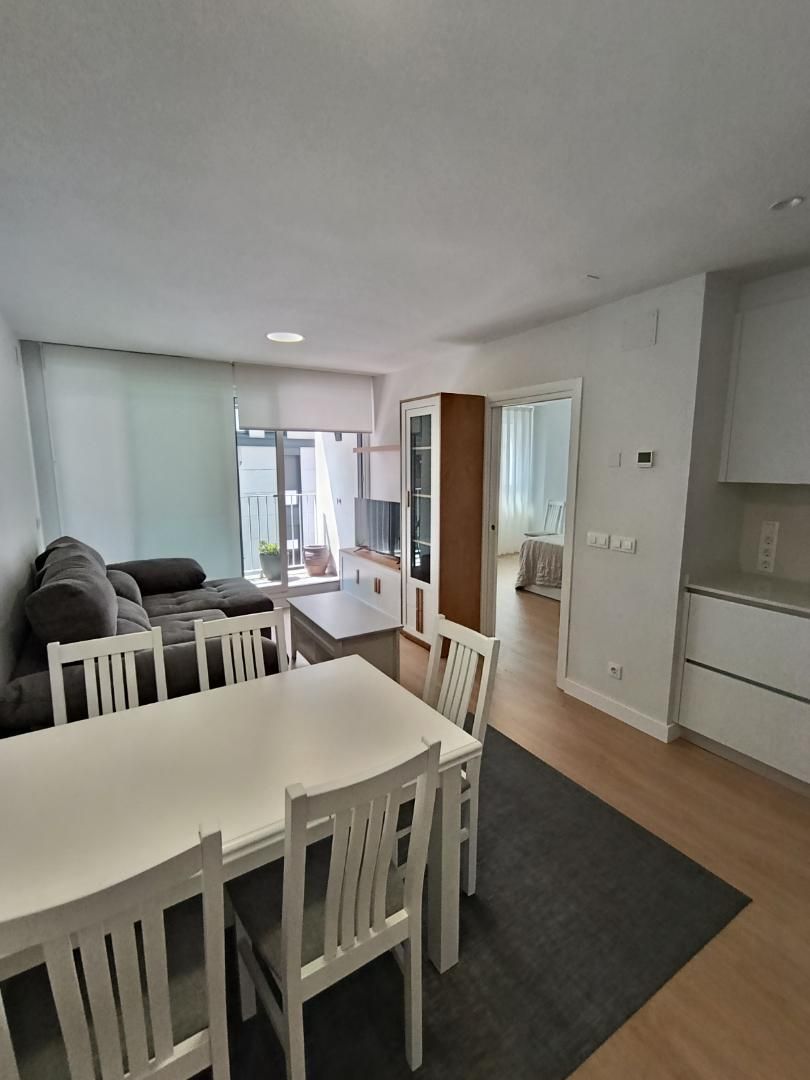 Bedroom of Flat for sale in Pontevedra Capital   with Heating, Private garden and Parquet flooring