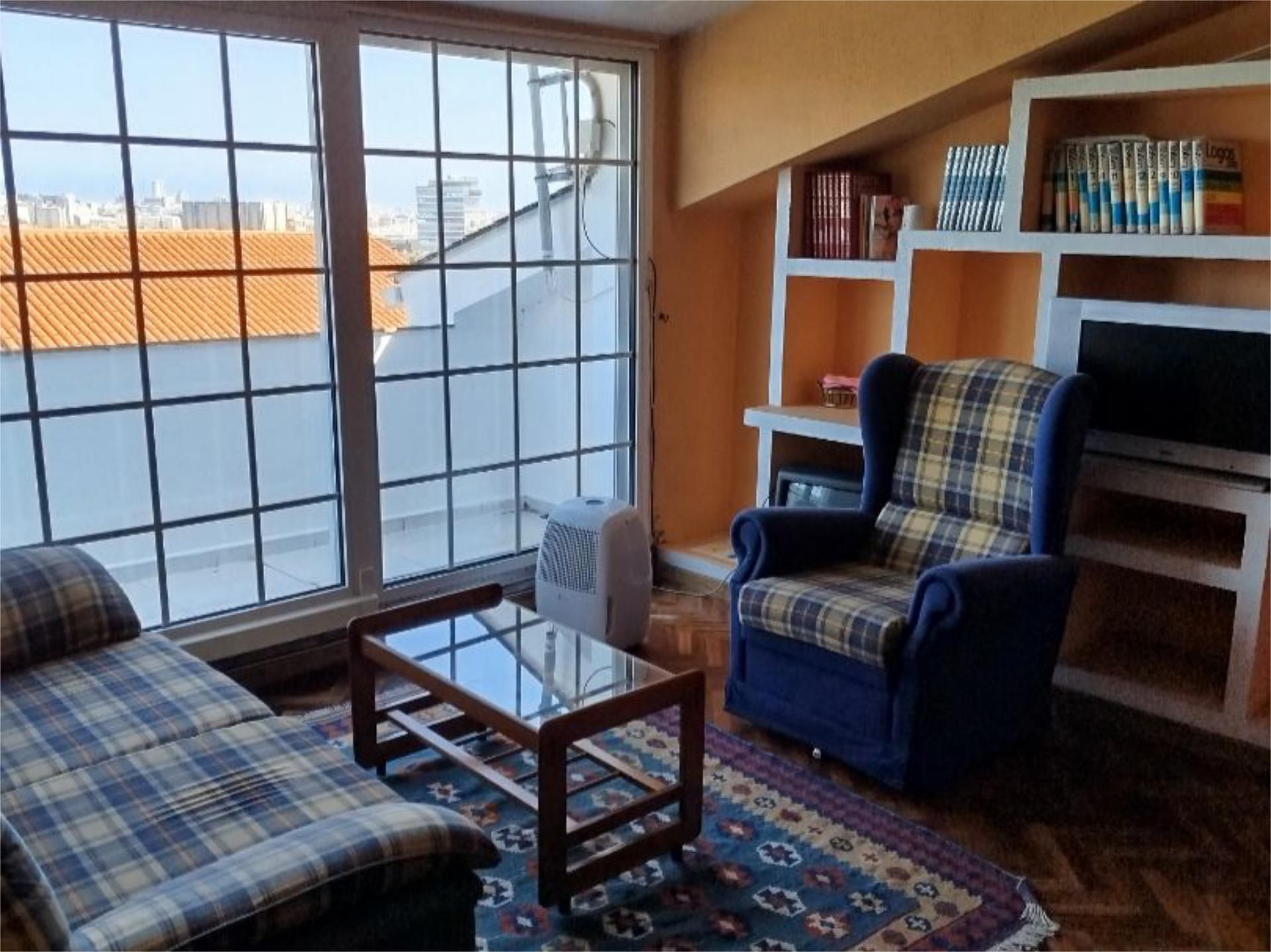 Living room of Flat to share in A Coruña Capital   with Parquet flooring, Terrace and Furnished