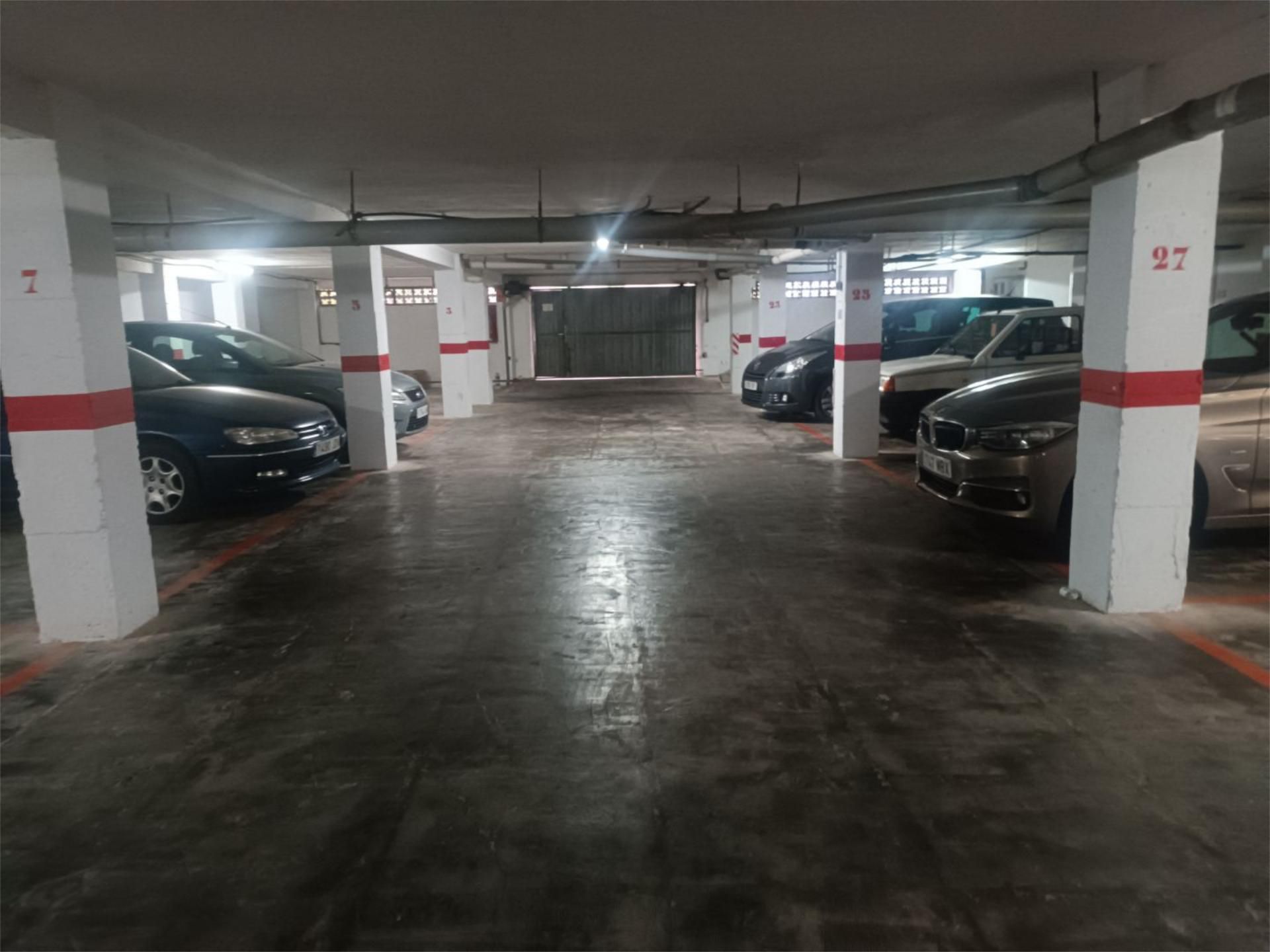 Parkplatz von Garage miete in Daimús