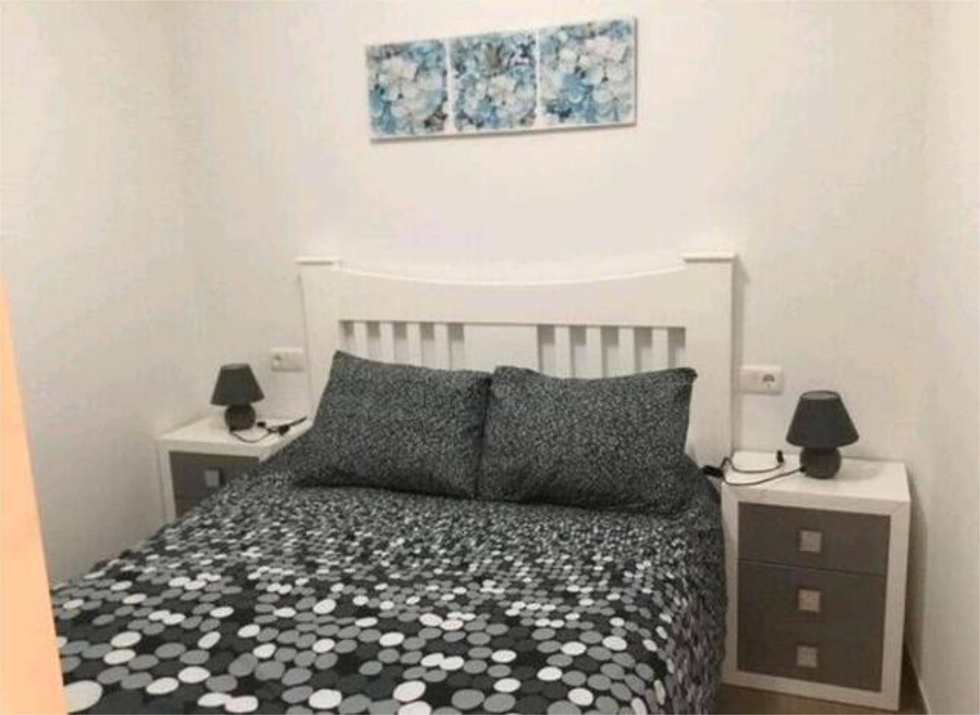 Bedroom of Flat to rent in Coín  with Heating, Terrace and Furnished