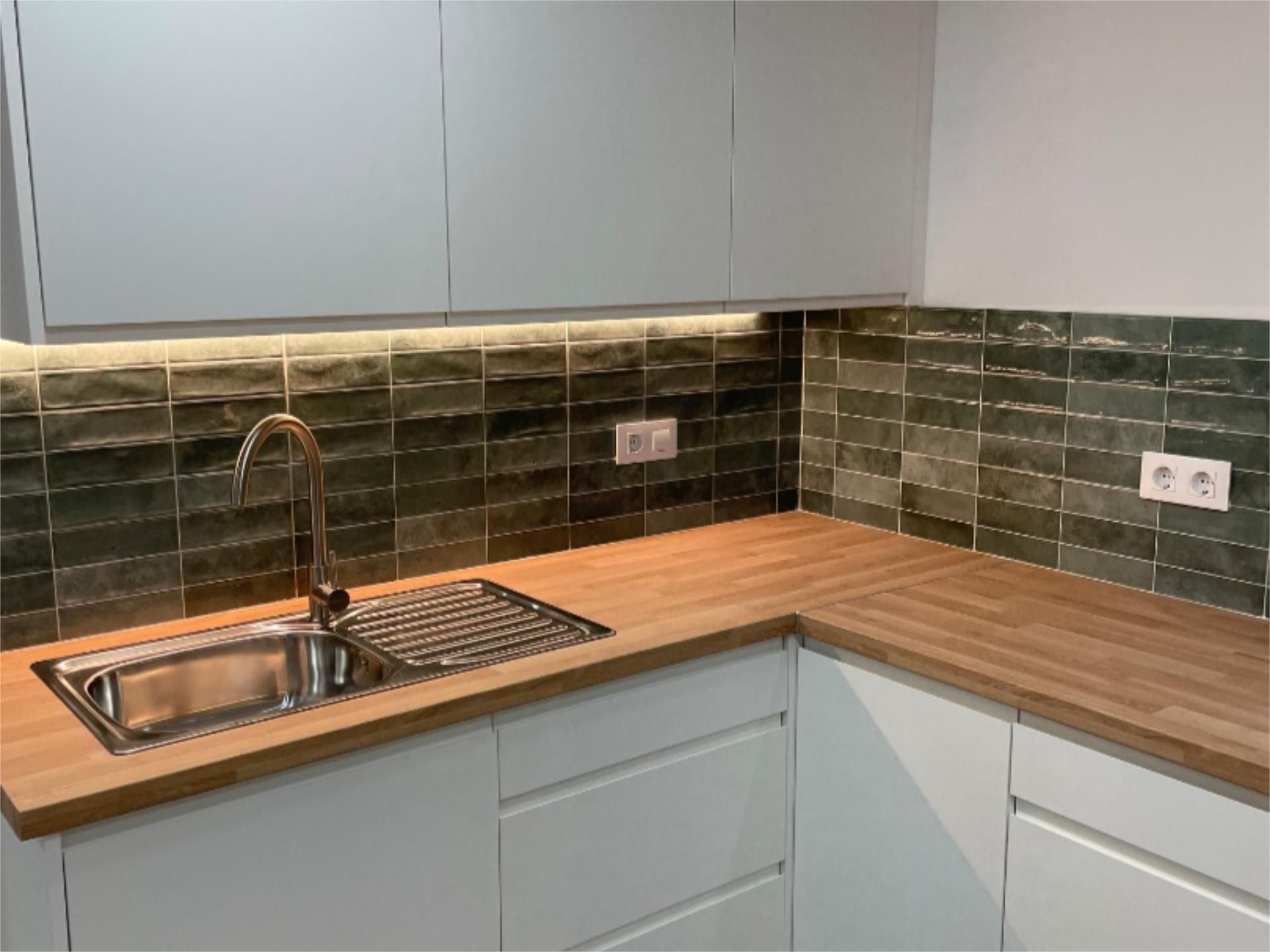 Kitchen of Flat for sale in  Jaén Capital  with Terrace and Balcony