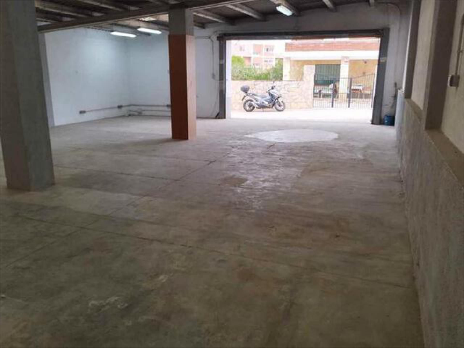 Industrial buildings to rent in Els Pallaresos