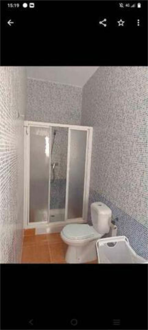 Bathroom of Flat to rent in Hinojosa del Duque  with Heating, Terrace and Storage room