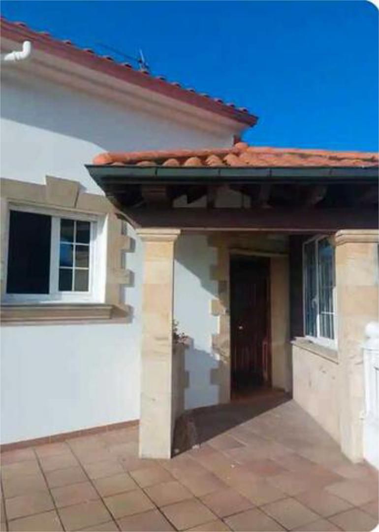 Vista exterior de Apartament de lloguer en Santa Cruz de Bezana amb Calefacció, Terrassa i Moblat
