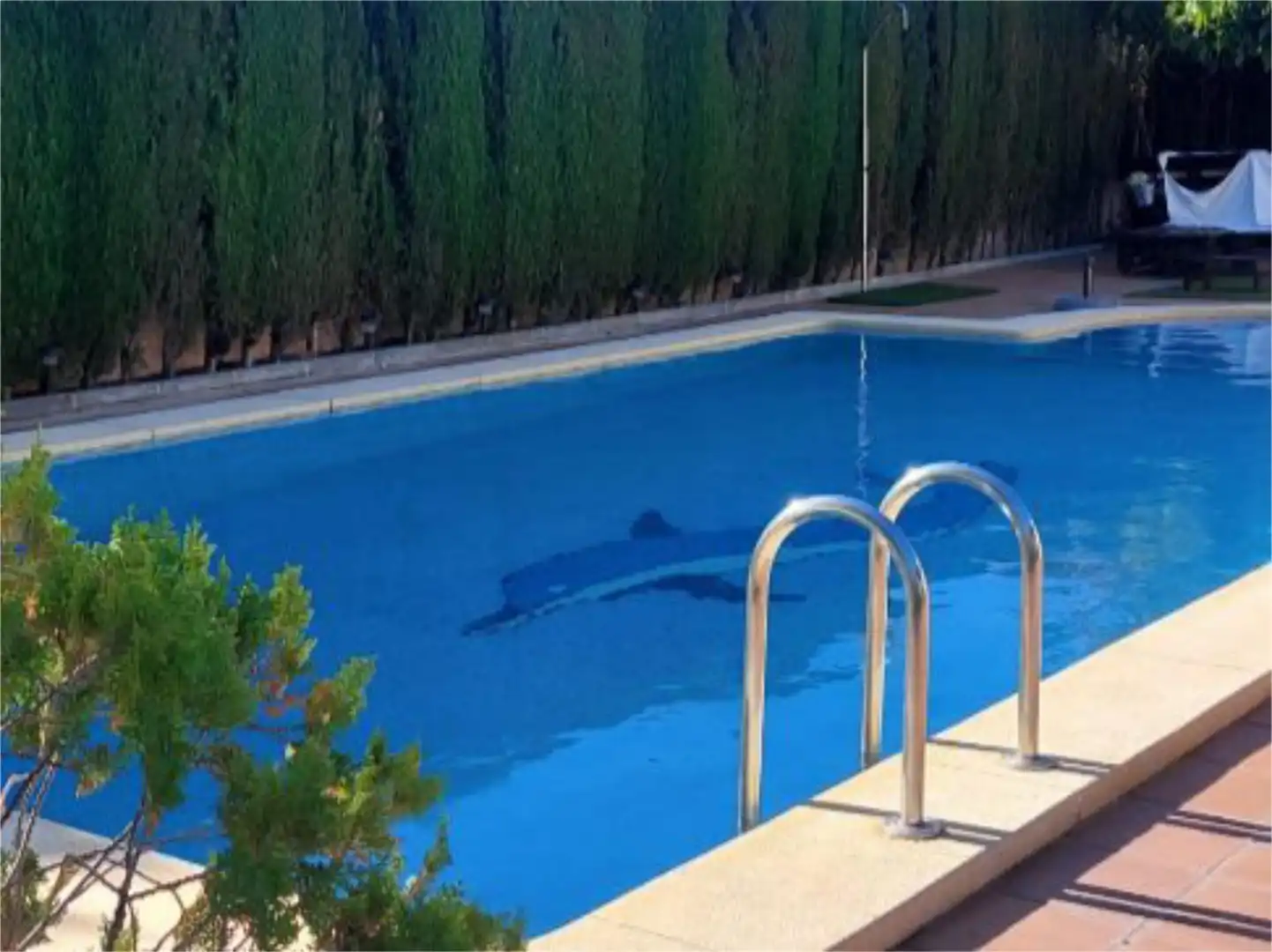 Finca rústica en venta en Calle Virgen del Rocío, 7, Loja Piscina de Finca rústica en venta en Loja con Aire acondicionado y Piscina